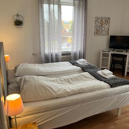 Vaesterhoejdsgarden Skövde Esterno foto